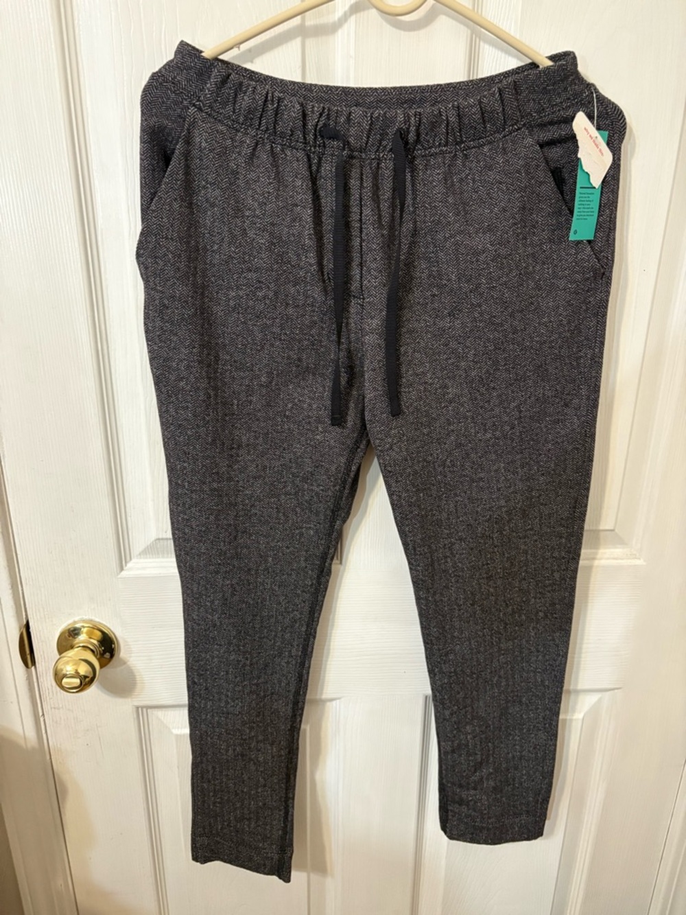 lululemon athletica Men's Dark Charcoal Ribbed Joggers